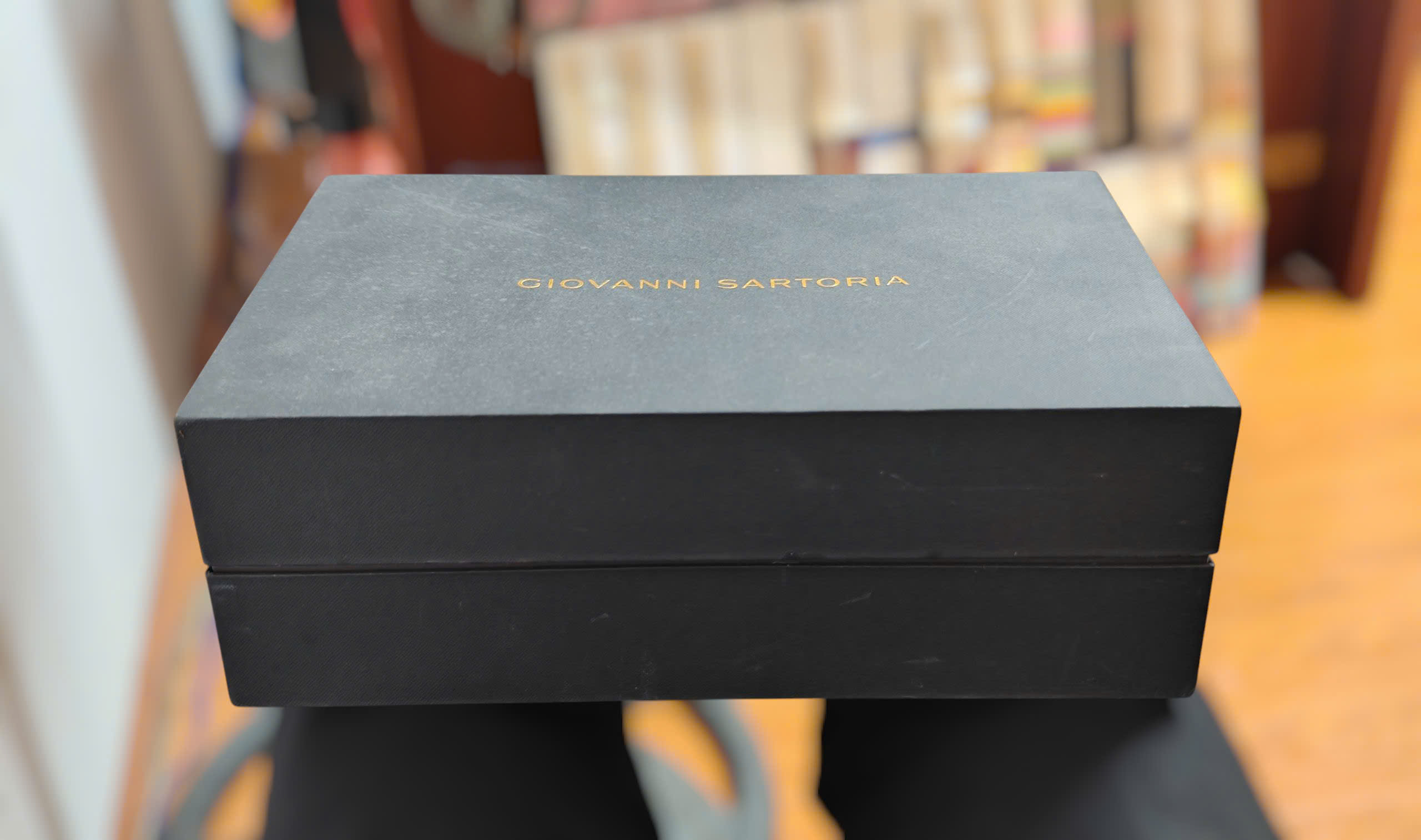 Hôp Cứng Đơn GIản